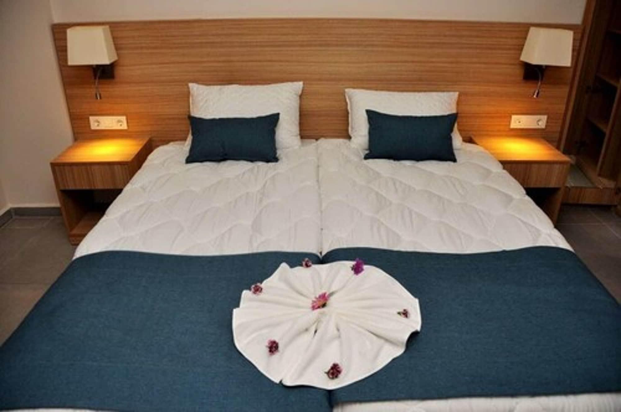 Kleopatra Tuna Apart Hotel Алания Экстерьер фото